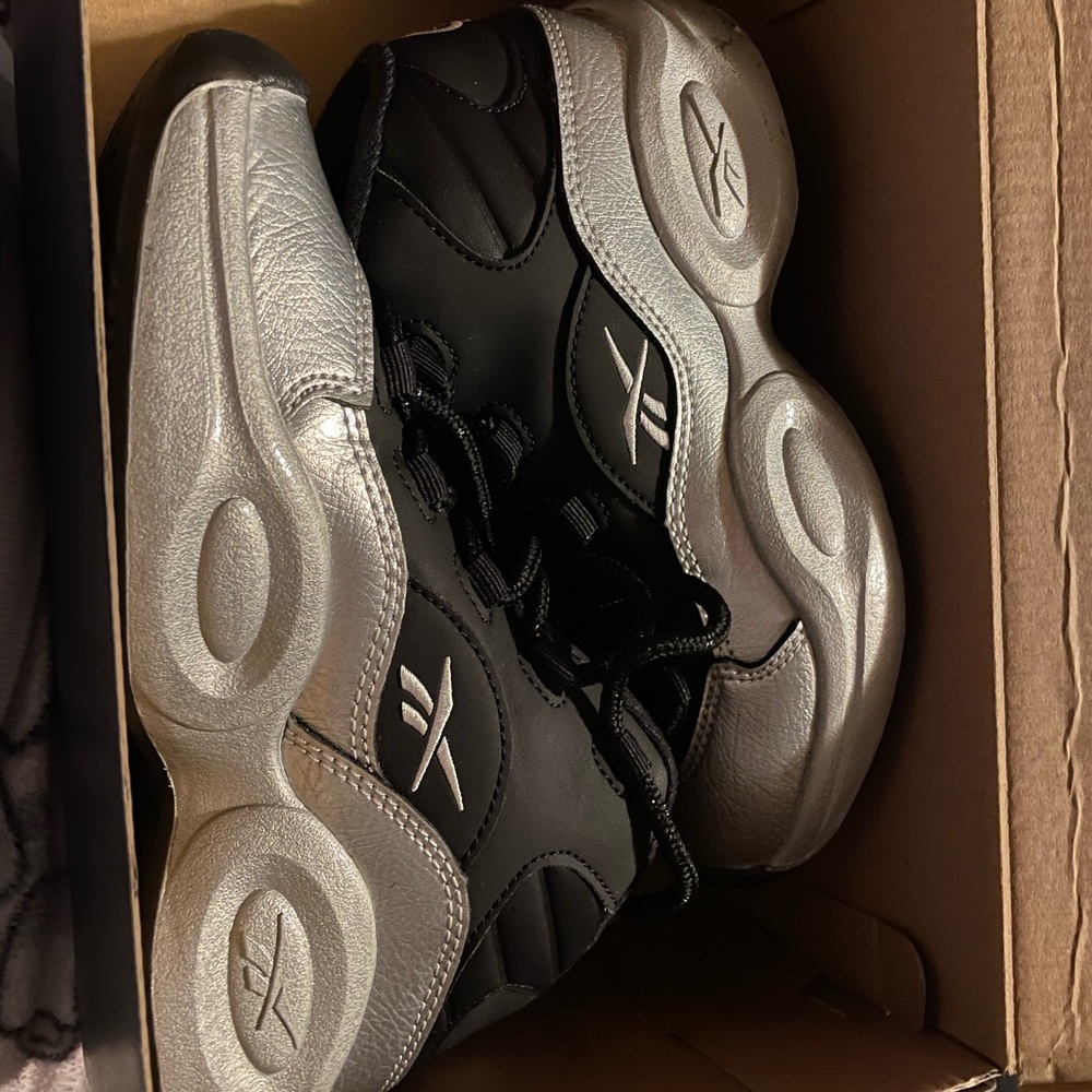 Reebok iversons gray and black size 2